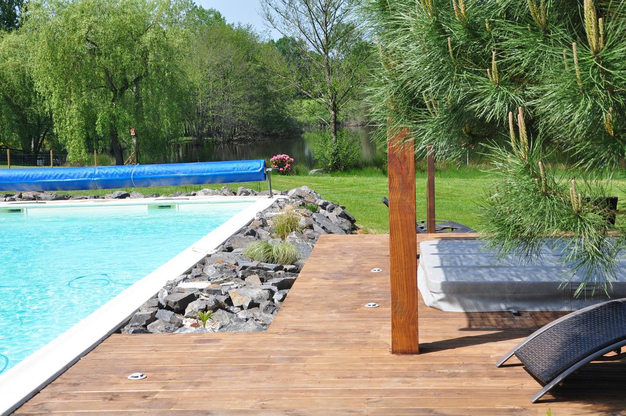 La Maison Du Lac Thionne エクステリア 写真